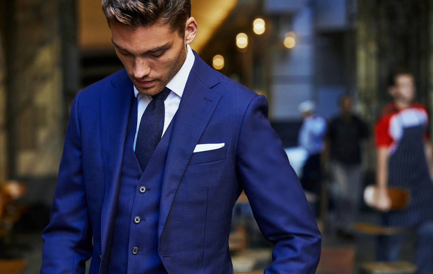 Looking the Part: How to Dress Like a Leader in the Workplace